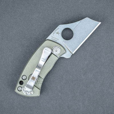 Spyderco McBee - Green Anodized Seigaiha (Exclusive)