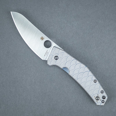 Spyderco SpydieChef - Blue Anodized w/ Seigaiha Engraving (Exclusive)