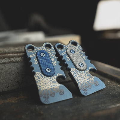 Keychains & Multi-Tools - Anso Winter Edition MiniBar - Titanium (Exclusive)