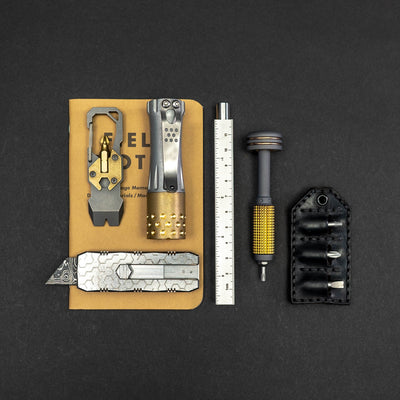 Keychains & Multi-Tools - DE Custom Forge Lizard Tool Prybiner - Brass