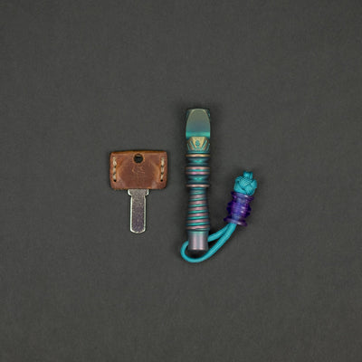 Keychains & Multi-Tools - Pre-Owned: Scoopyloops Drink Tank - Titanium W/ Purple Rain Bead